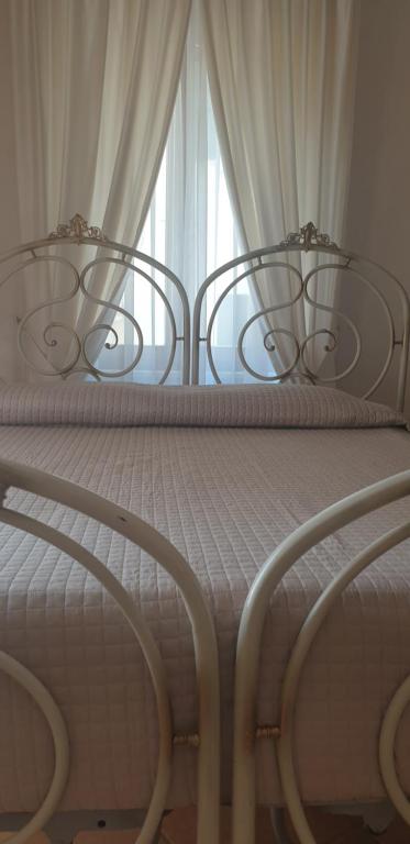 ivana sweet house room 1